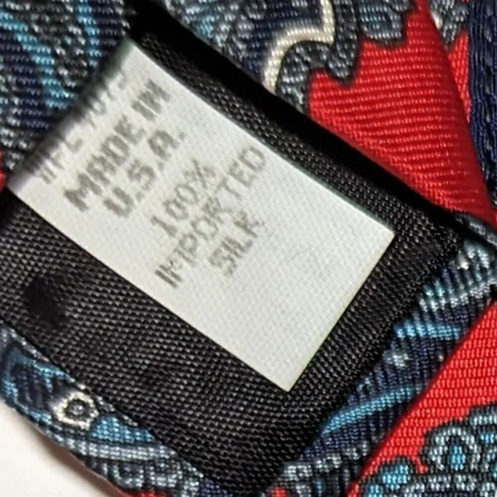 Oscar de la Renta 100% Silk Red Paisley Tie - Picture 4 of 5